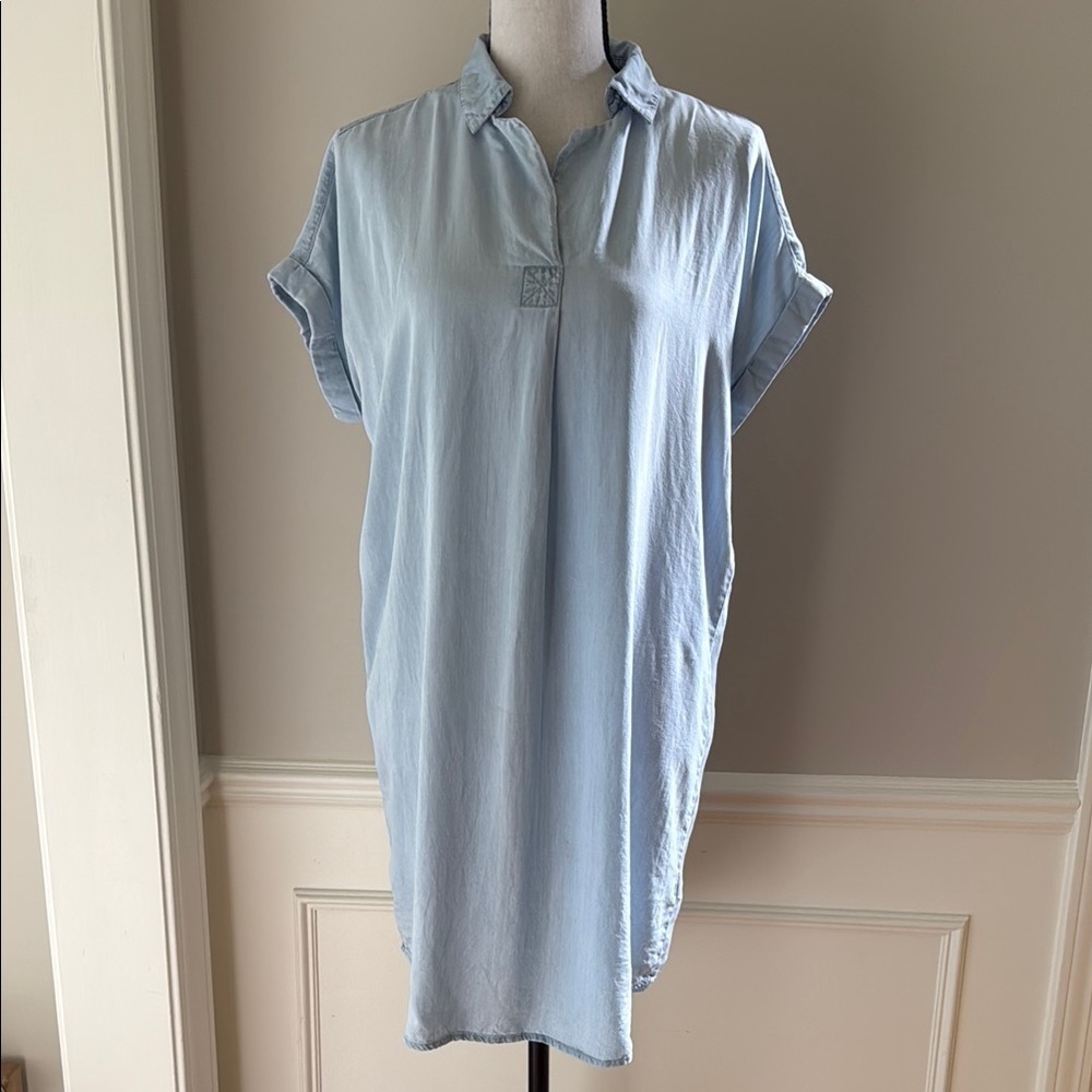 Thread & Supply S Light Blue Chambray Lightweight Short Sleeve Popover Dress